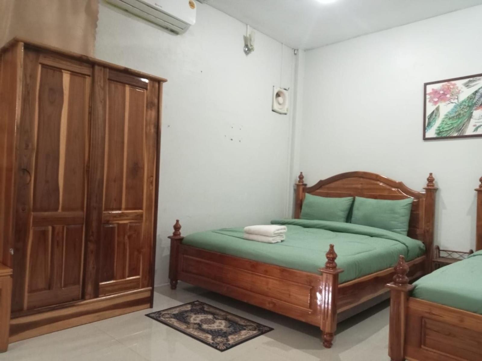 Erawan Guesthouse Pakse Exterior foto